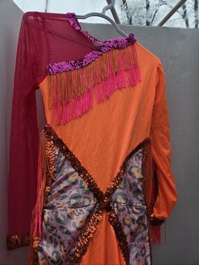 custom performance Dance,rave,festival .hip-hop,latin dance